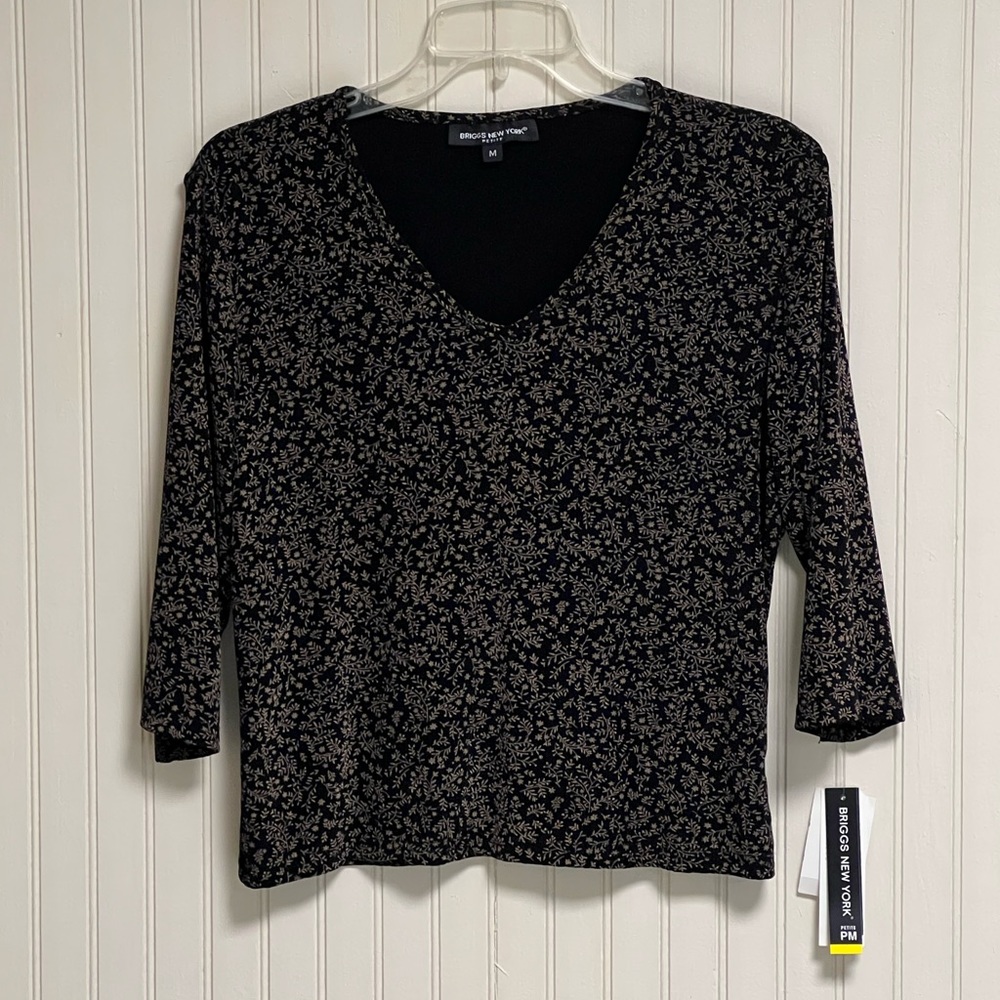 Patterned V-neck Top